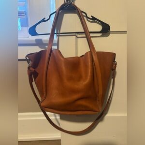 Madewell Sydney Leather Tote English Saddle- great condition!